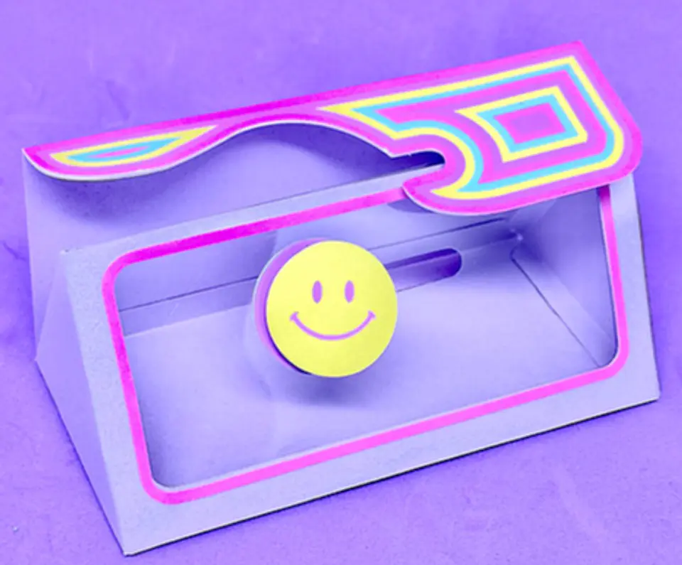 Arquivo de Corte Caixa Triangular com Visor e Trava Deslizante 1