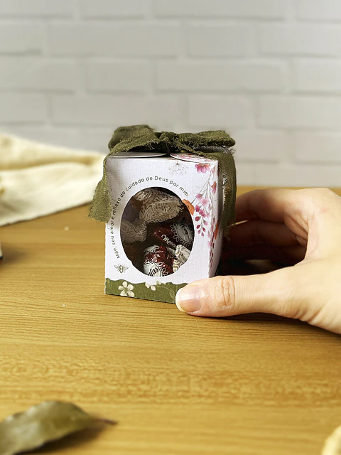 Arquivo Dia das Mães Raízes Caixa Trufinhas