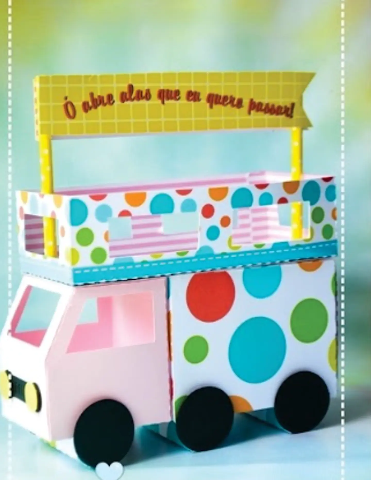 Arquivo de Corte Caixa Trio Elétrico 1