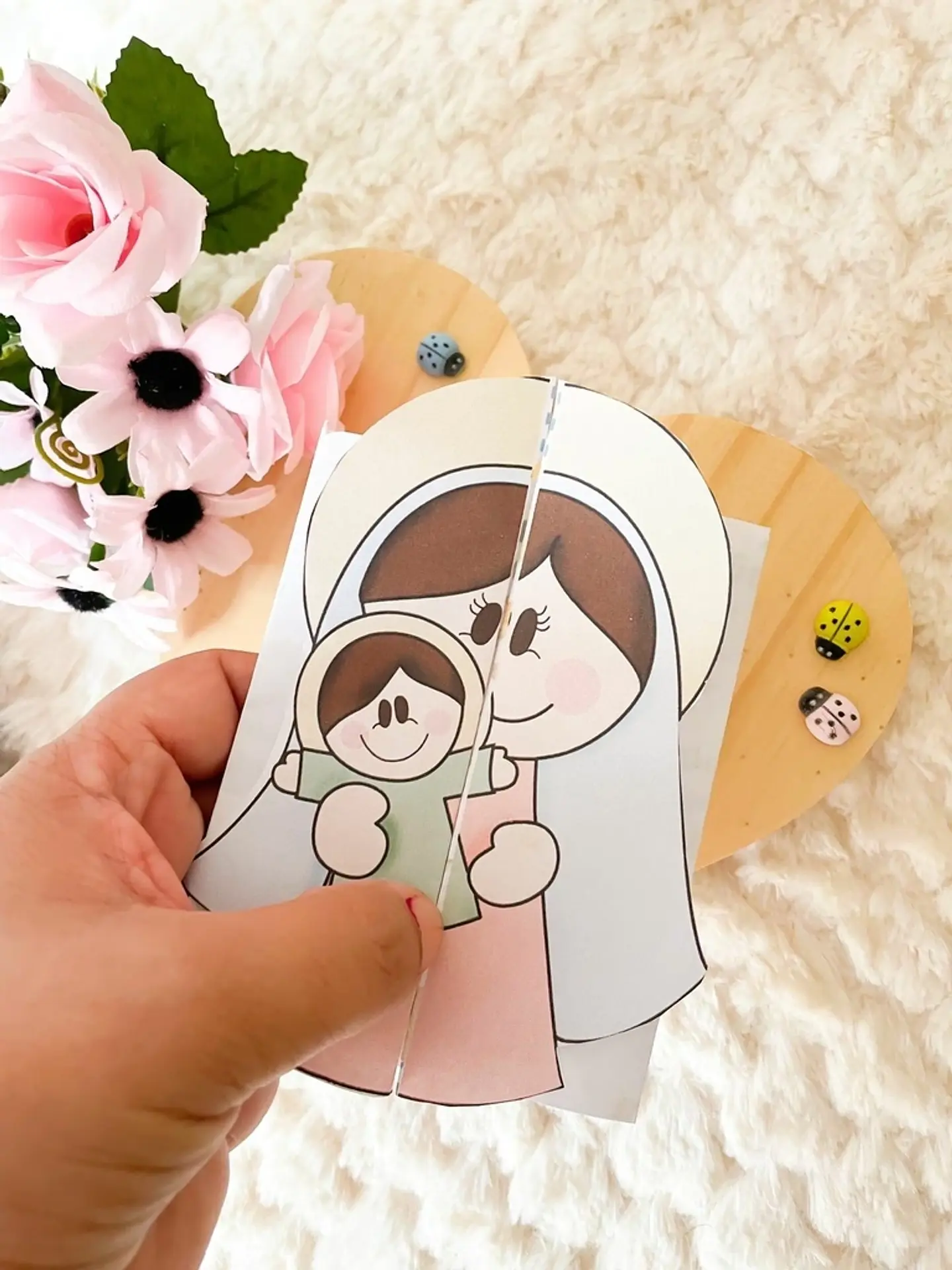 Arquivo Dia das Mães Cartão Sanfonado Mãos de Maria 1