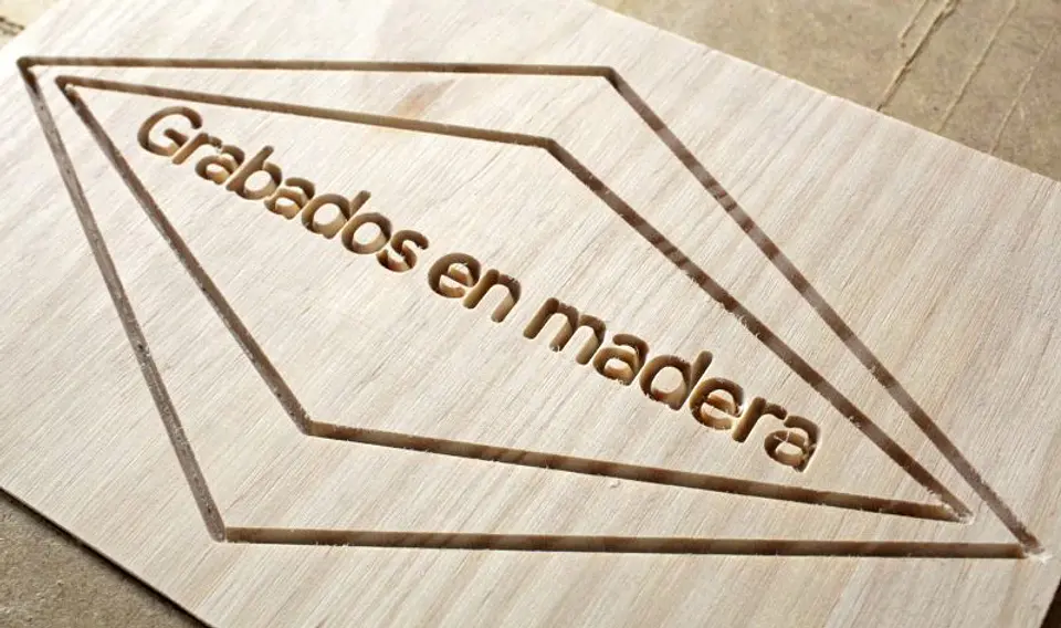 Letreros y Grabados en CNC  Laser y Router Personalizados Cartelería en Madera grabada  8