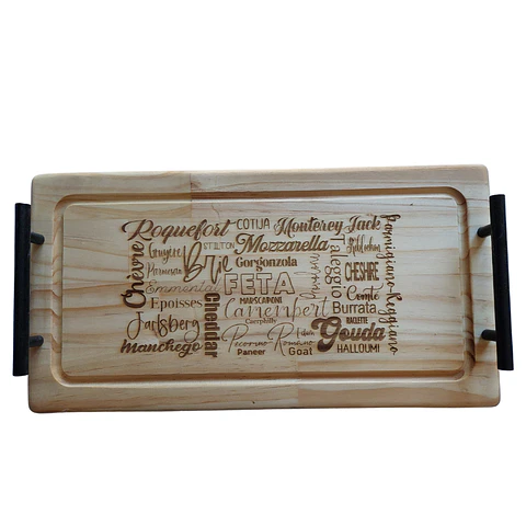 Tabla de Quesos con manillas full tratada con Top OIl y grabada con láser.