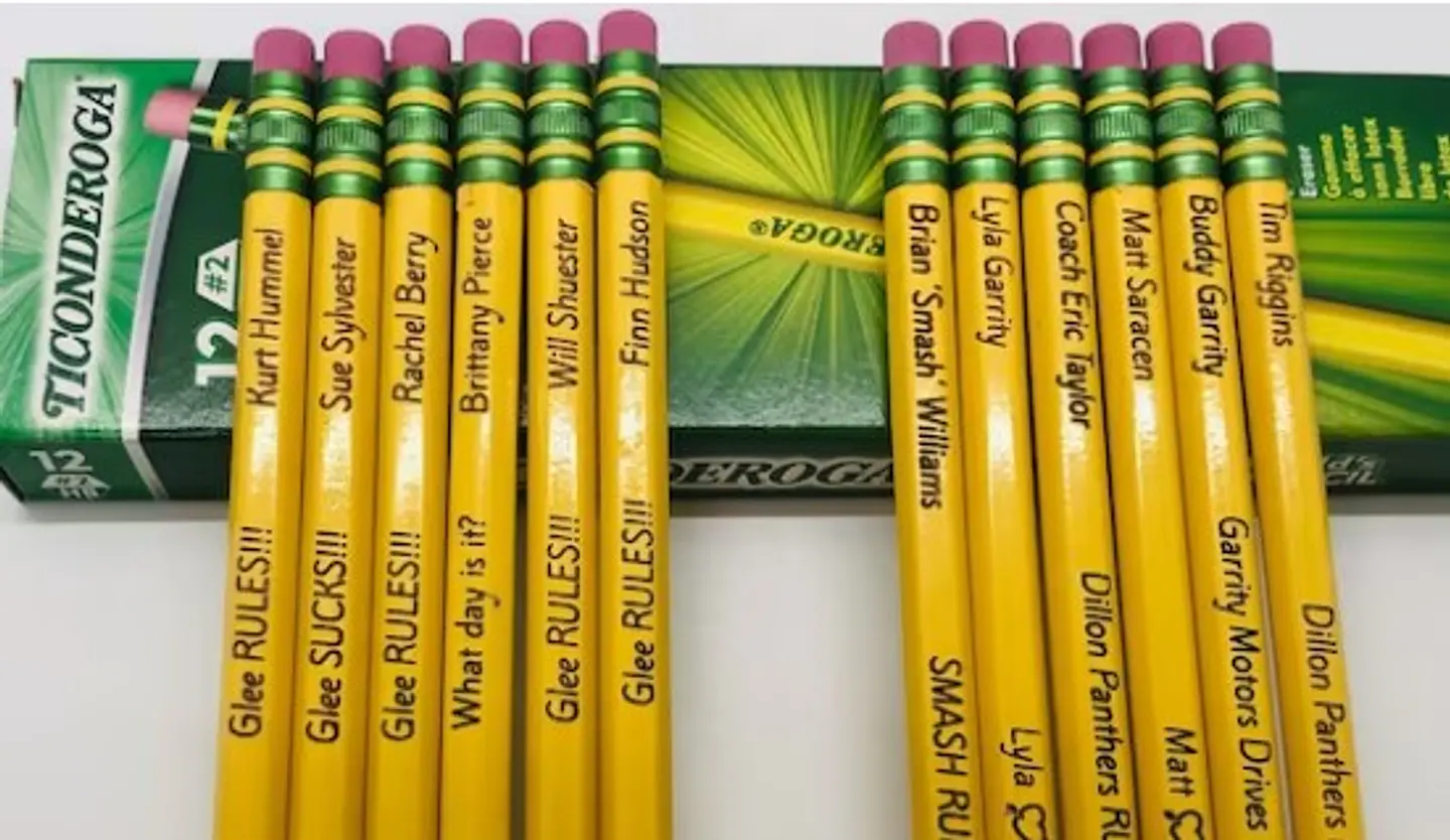 LAPIZ GRAFITO CON GRABADO LASER ( Lápices Ticonderoga ) 2