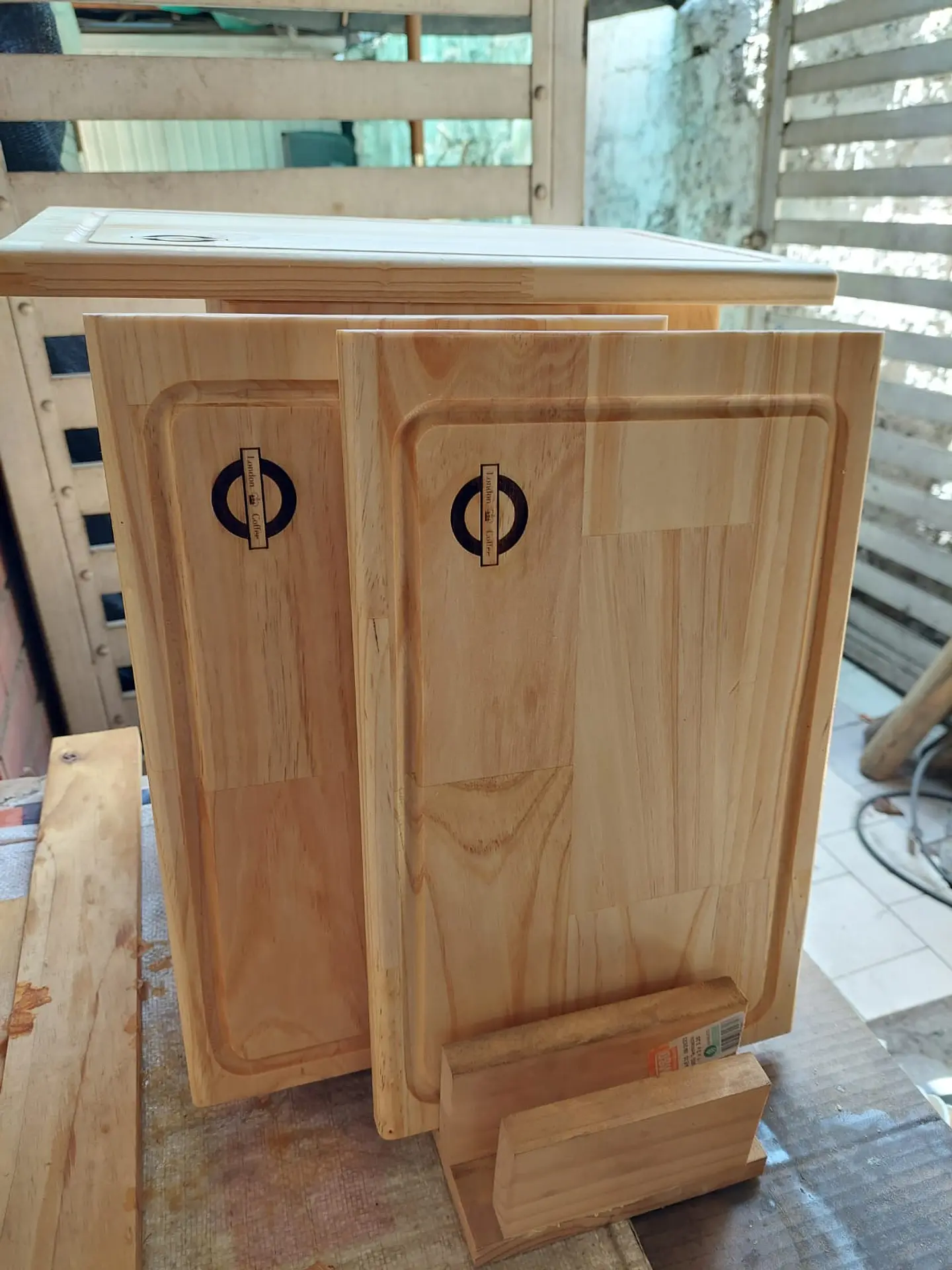 Letreros y Grabados en CNC  Laser y Router Personalizados Cartelería en Madera grabada  33