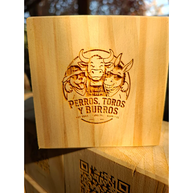 GRABADO Y CORTE LASER GRANDES FORMATOS