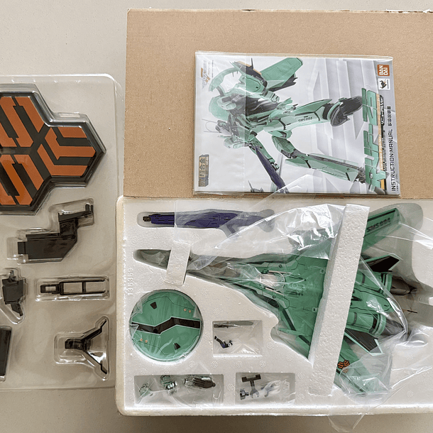 DX CHOGOKIN RVF 25 MACROSS FRONTIER Renewal Ver. 1/60 BANDAI 3