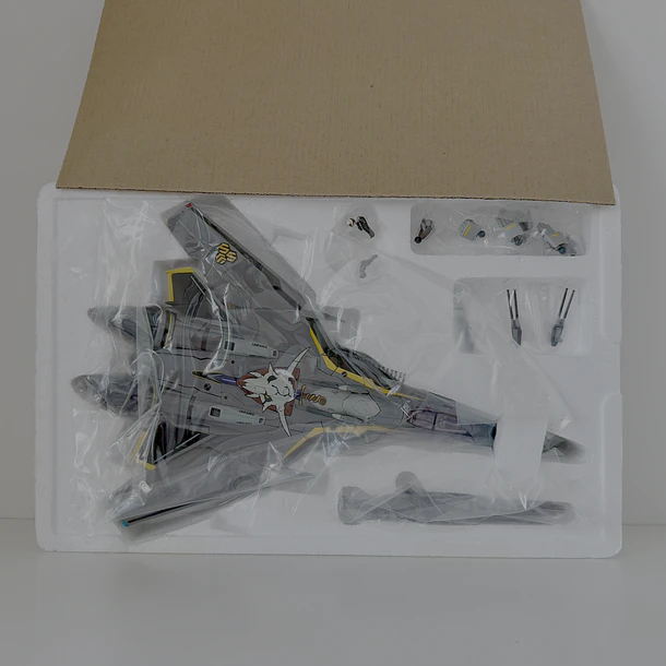 DX CHOGOKIN VF 25S MACROSS FRONTIER Renewal Ver. 1/60 + ARMORED PARTS BANDAI 2