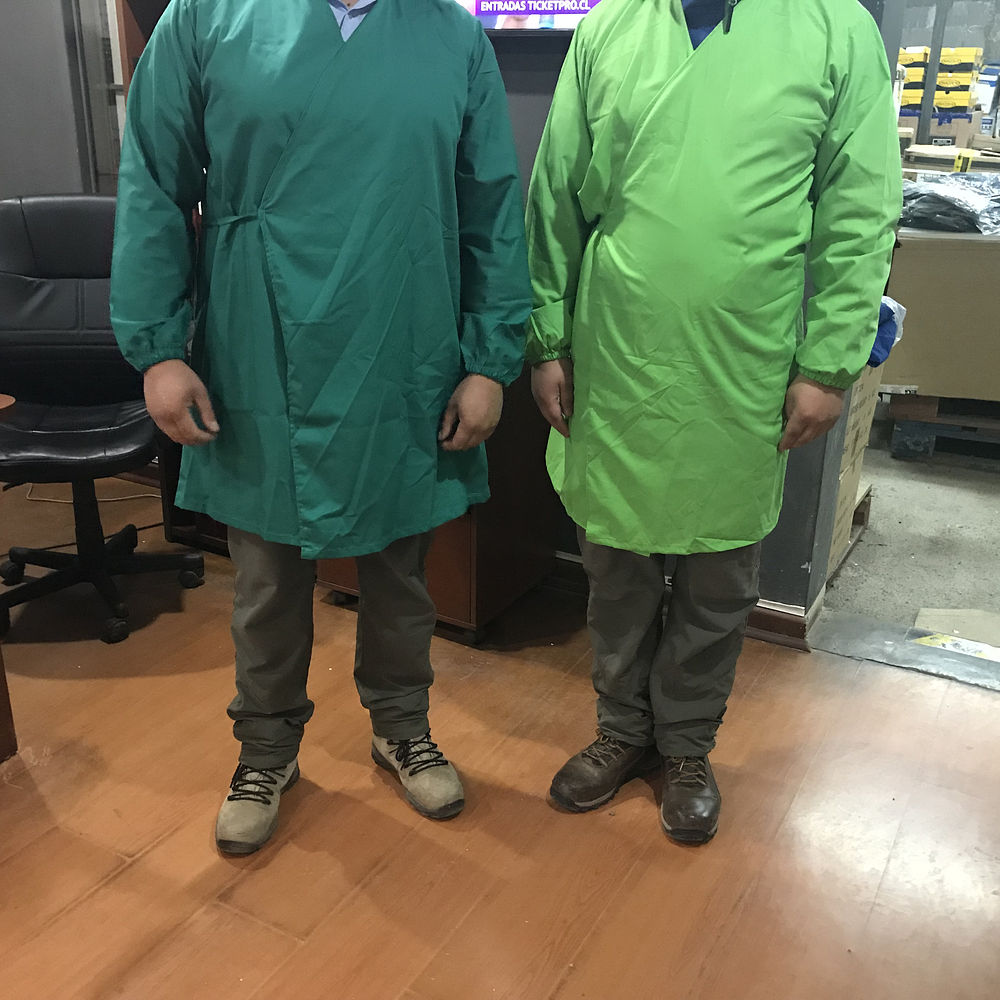 Delantal Cruzado para packing tipo kimono con amarra costados tela Bistrech