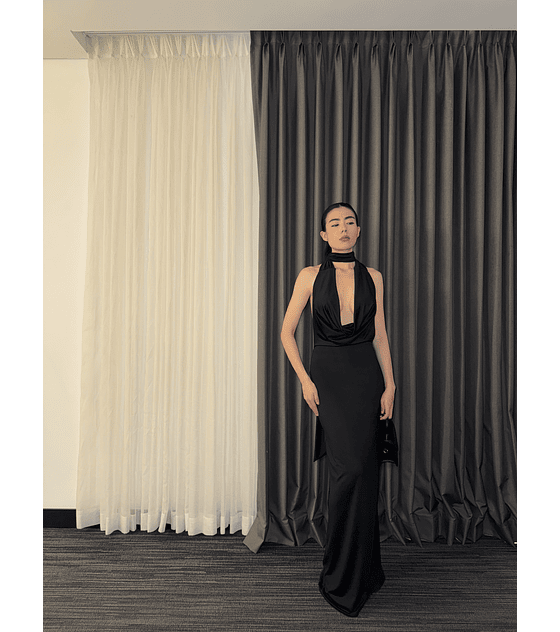 BACK BOW DRESS NEGRO