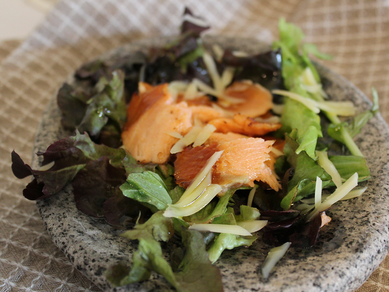 Sashimi de salmón con aceite de trufa blanca 