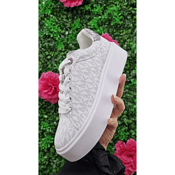 ZAPATILLA POPPY MK BLANCAS NRO 36- NUEVA COLECCION