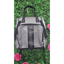 PAÑALERA GUESS GRIS CON NEGRO TIPO MOCHILA