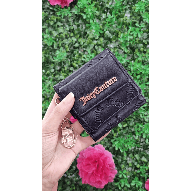 BILLETERA JUICY CUADRADA NEGRA DETALLE CANDADO