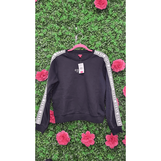 POLERON GUESS NEGRO FRANJA EN BRAZOS CUELLO REDONDO TALLA M