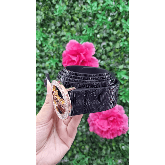 CINTURON NEGRO CHAROL GUESS CON HEBILA DORADA TALLA L
