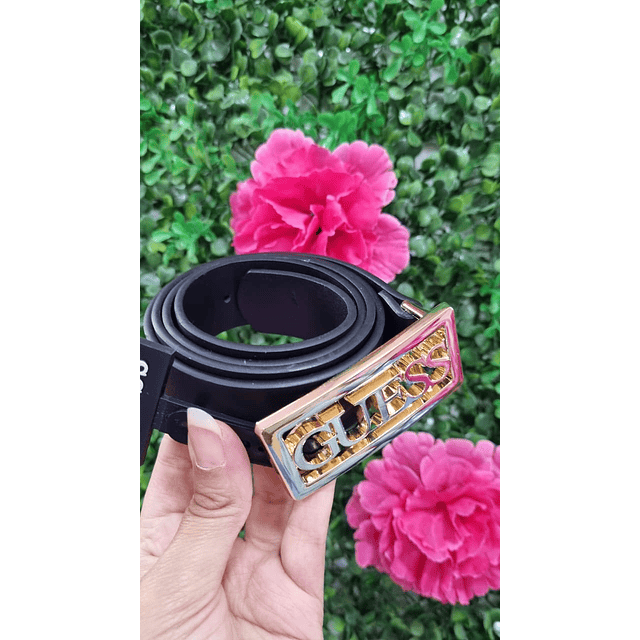 CINTURON GUESS HEBILLA LETRA GUESS TALLA M