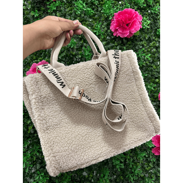 CARTERA PELUDA WINNIE THE POOH