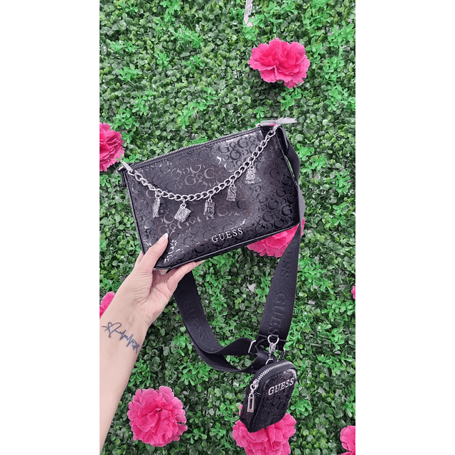 CROSSBODY NEGROC CHAROL CON CADENA GUESS
