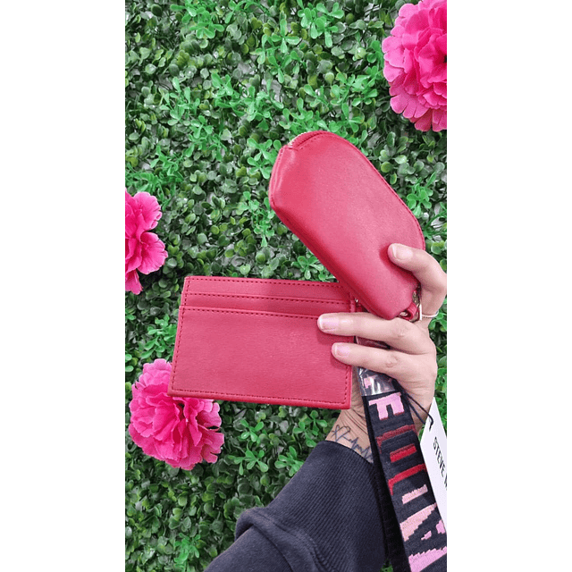 SET TARJETERO+MONEDERO STEVE MADDEN ROJO
