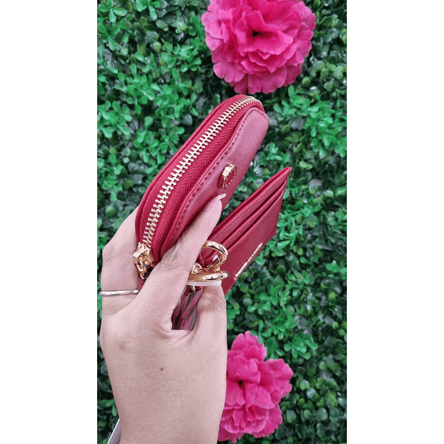 SET TARJETERO+MONEDERO STEVE MADDEN ROJO