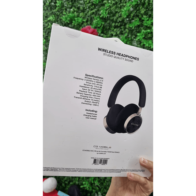 AUDIFONOS GUESS NEGRO