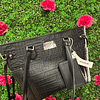TOTE STEVE MADDEN NEGRO CIERRE COMPLETO + TARJETERO