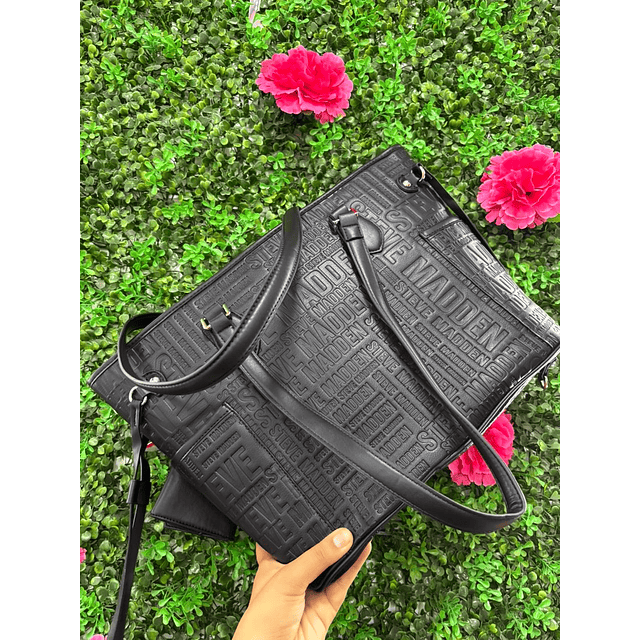 TOTE STEVE MADDEN NEGRO CIERRE COMPLETO + TARJETERO