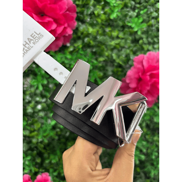 CINTURON MK REVERSIBLE NEGRO MONOGRAMO/NEGRO LISO TALLA S