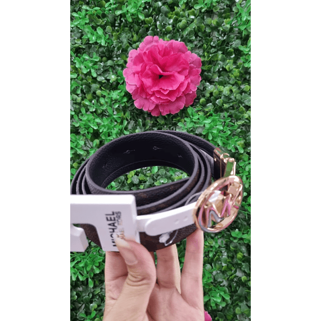 CINTURON MK CIRCULO REVERSIBLE LETRAS MK TALLA S