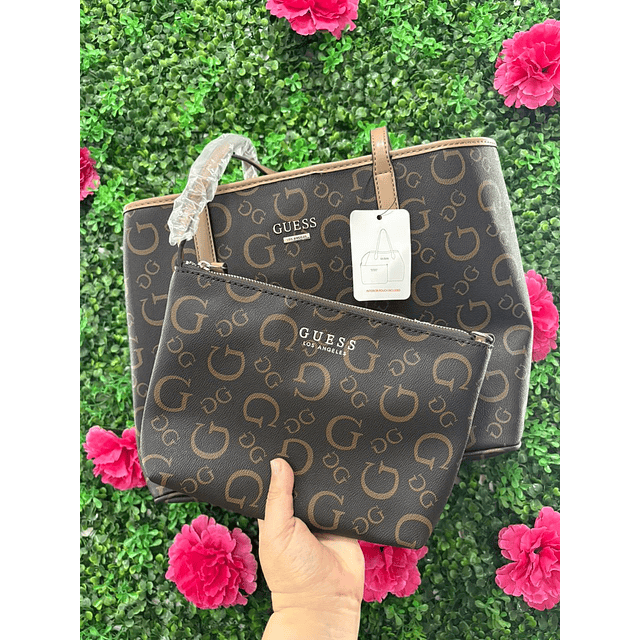 TOTE CAFE CON LETRAS BEIGE Y SOBRE