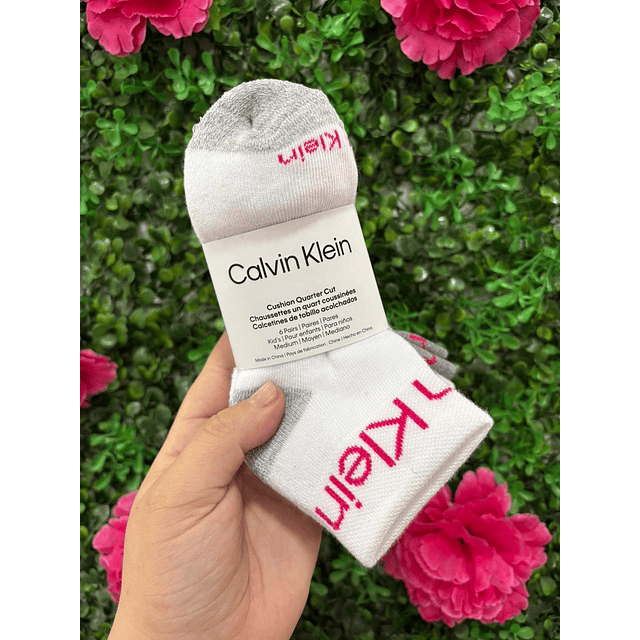 CALCETINES CK NIÑOS BLANCOS CON LOGO COLOR