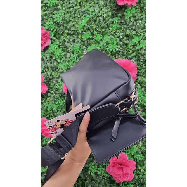 CROSSBODY MINNIE NEGRO + COSMETIQUERO