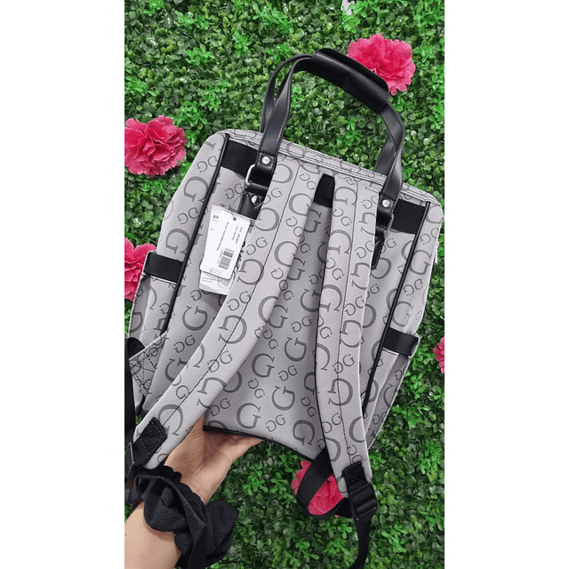 PAÑALERA GUESS ESTILO MOCHILA GRIS
