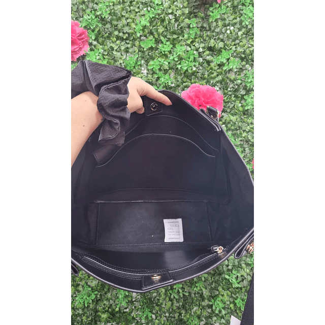 TOTE CK NEGRO CON CAFÉ