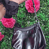 CARTERA DE HOMBRO JUICY NEGRA CORONA