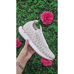 ZAPATILLAS MK BLANCA CON MK DORADOR NRO8