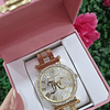 RELOJ JUICY DORADO MUCHOS BRILLOS VISOR LOGO "JC"