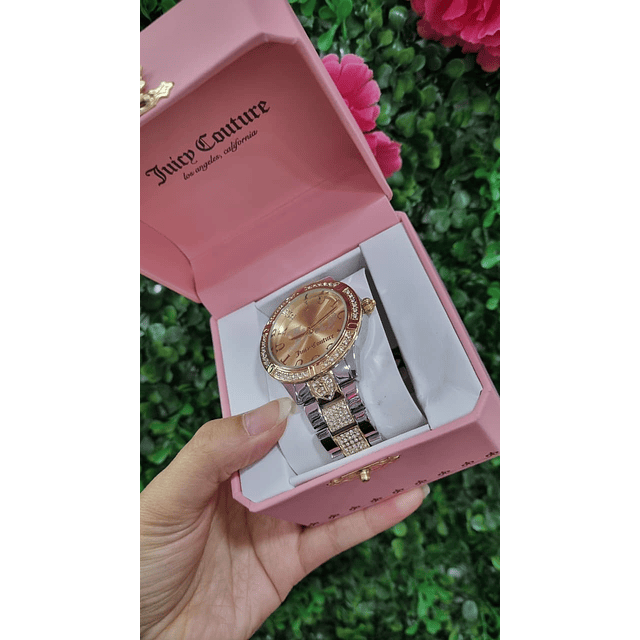 RELOJ JUICY PLATEADO CON DORADO DETALLE CORAZON BRILLOS