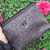 COSMETIQUERO GUESS GRIS CON LETRAS G LNEGRAS