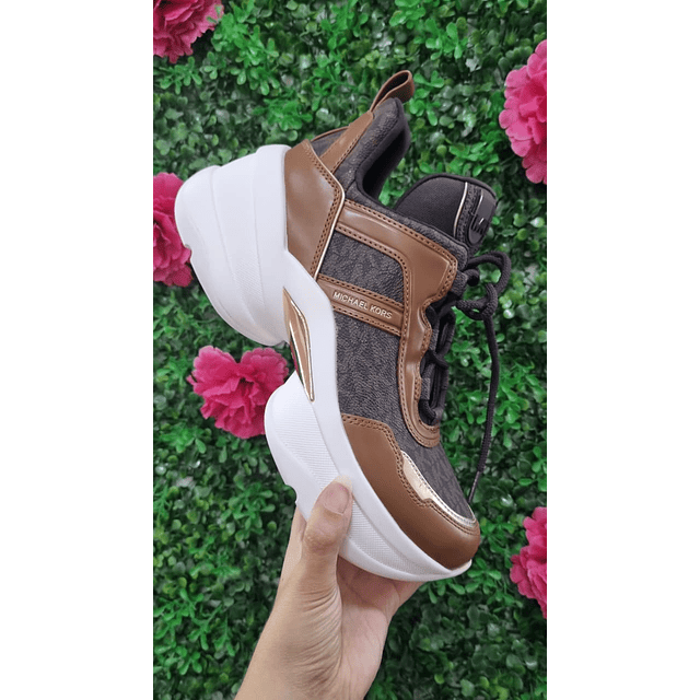 ZAPATILLAS MK OLYMPIA BROWN NRO35