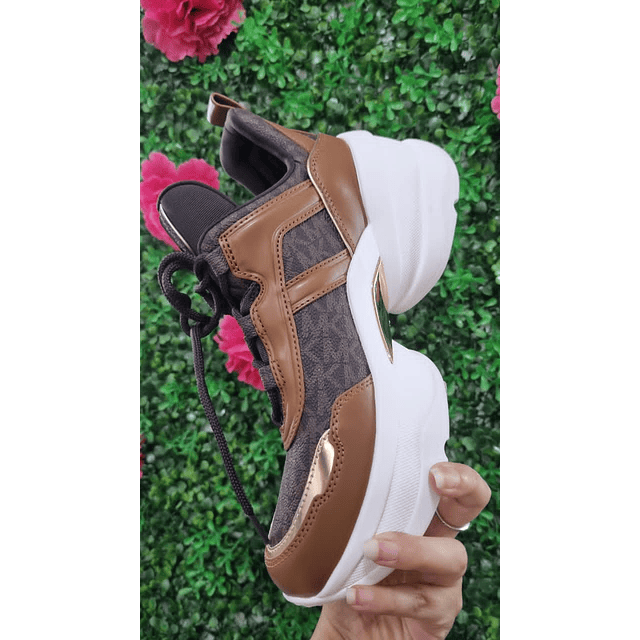 ZAPATILLAS MK OLYMPIA BROWN NRO35