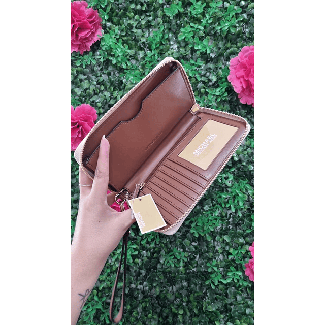 BILLETERA MK VAINILLA LARGA