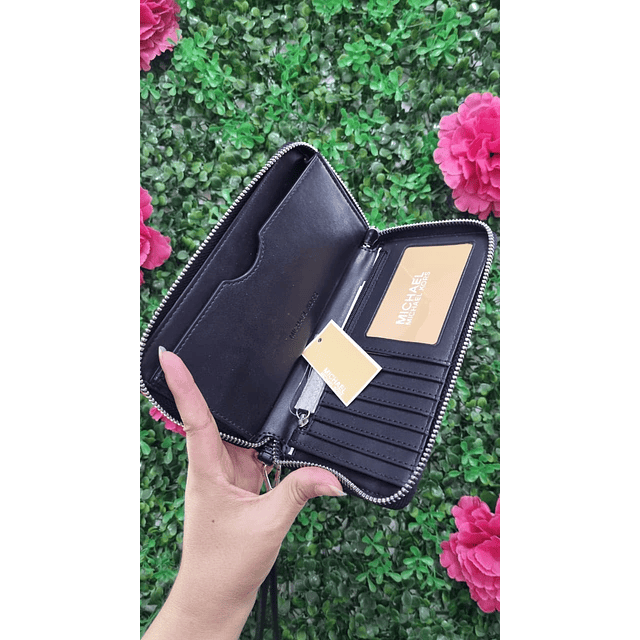 BILLETERA MK NEGRA LARGA