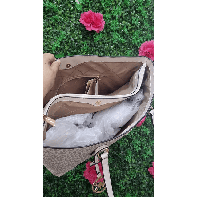 TOTE MK VAINILLA CIERRE Y 2 BROCHES