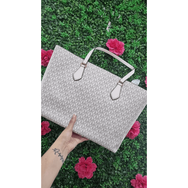 TOTE MK VAINILLA CIERRE Y 2 BROCHES