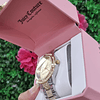RELOJ JUICY PLATEADO CON DORADO VISOR JC BLANCO