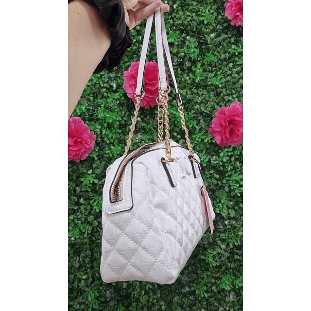 CARTERA JUICY BLANCA MUCHOS ROMBOS