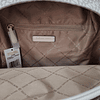 MOCHILA MK LARGE VAINILLA CON CADENA