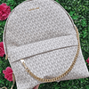 MOCHILA MEDIANA MK VAINILLA MONOGRAMA CON CADENA