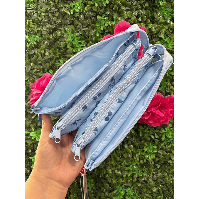 ESTUCHE CUÁDRUPLE STITCH CELESTE